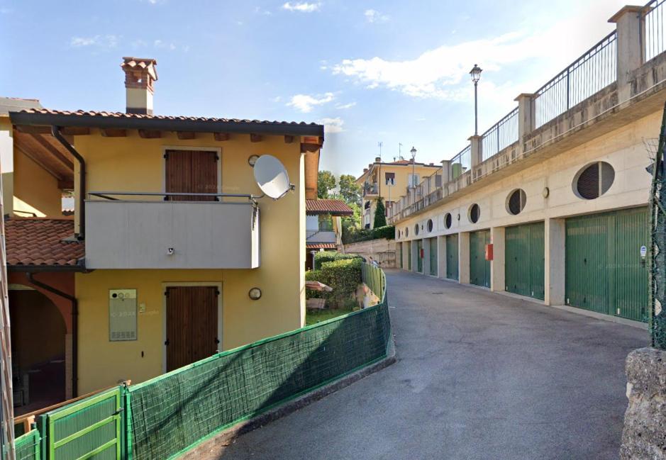 Apartment L'Archetto And Villetta Gruber - Regarda Travel Lazise Exterior foto